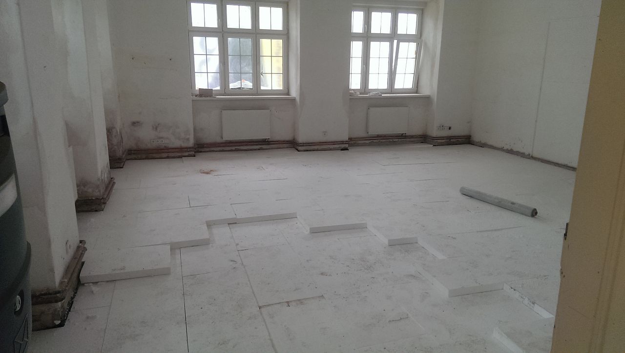 Základové desky a podlahy